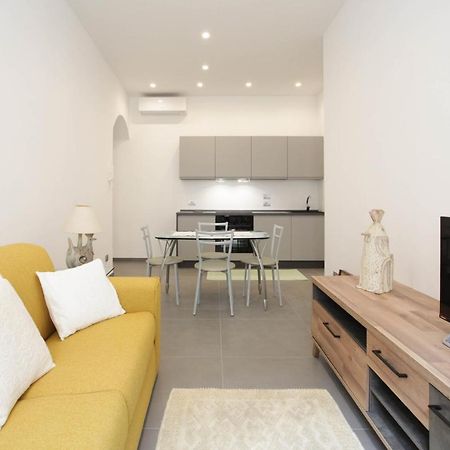 Bobo Apartment Алгеро Екстериор снимка
