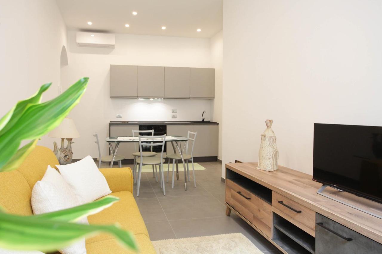 Bobo Apartment Алгеро Екстериор снимка